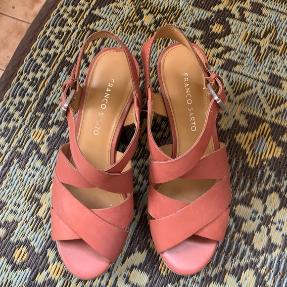 Franco Sarto brown leather cross strap wicker wood wedge slip on buckle heels - Picture 2 of 10